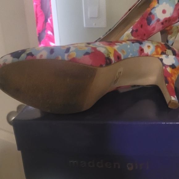 Madden shoes - Picture 3 of 3